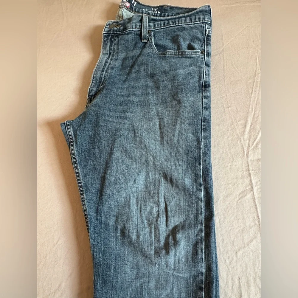 Levi's Denizen Denim Distressed‎ Blue Straight leg Jeans with Vintage Appeal